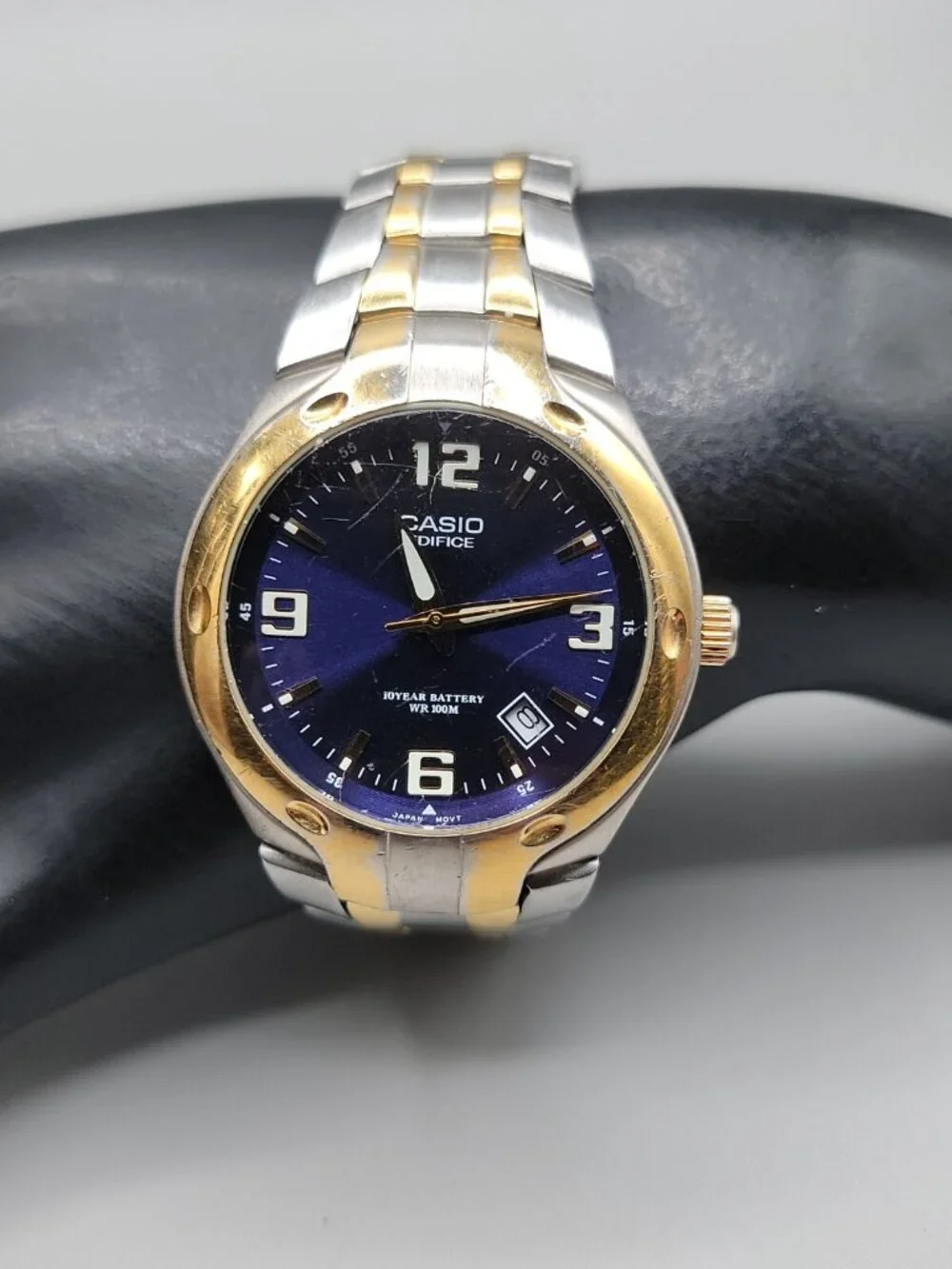 Casio Edifice Watch Men Gold Silver Tone Date Round 37mm Blue Dial 7.5